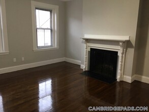 26 John F. Kennedy St in Cambridge, MA - Building Photo - Building Photo