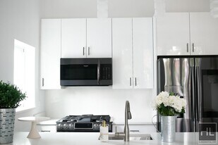 36-20-36-29 29th St in Queens, NY - Building Photo