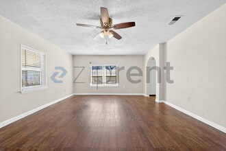 1731 Morris St in Dallas, TX - Foto de edificio - Building Photo