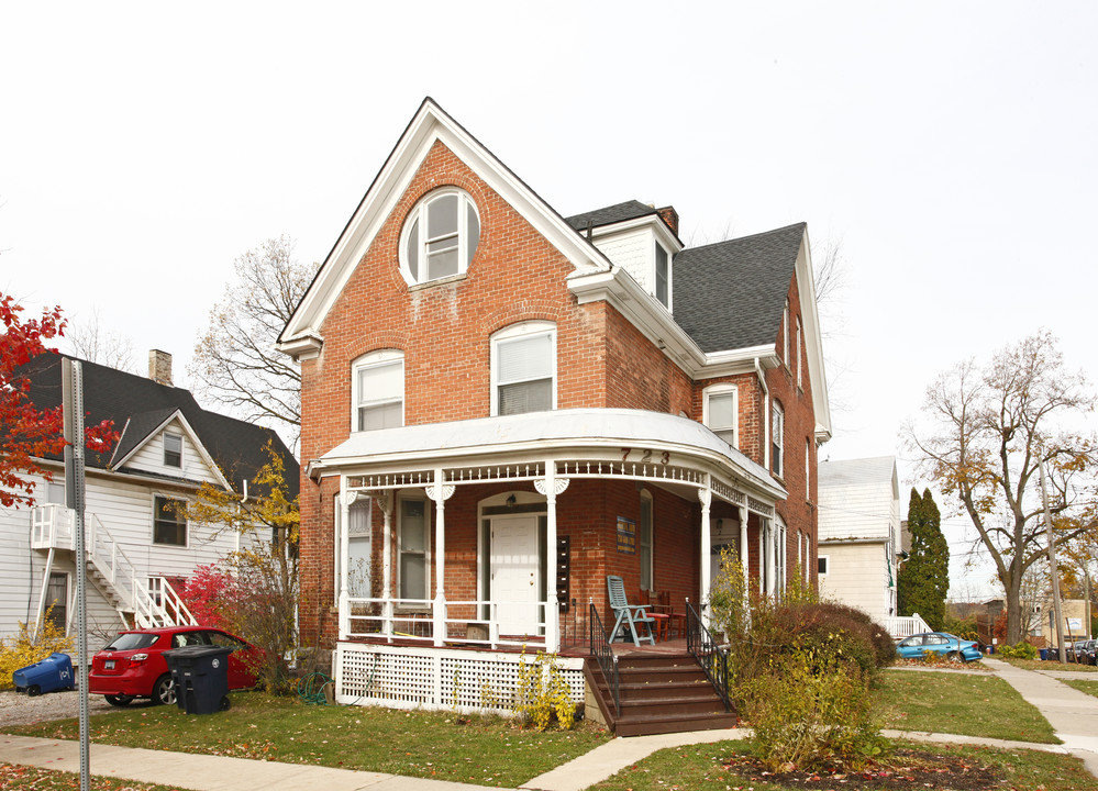 723 Lawrence St in Ann Arbor, MI - Building Photo