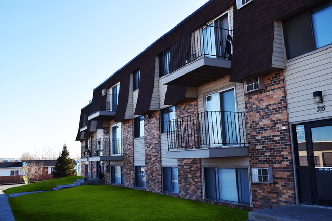 Valley View Apartments in Gillette, WY - Building Photo - Building Photo