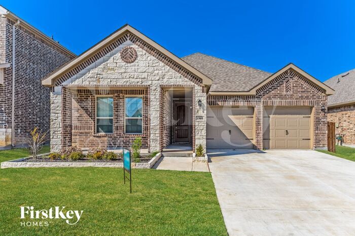 1909 Campground Wy in Aubrey, TX - Building Photo