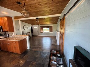 1519 Berniece St in Mount Vernon, WA - Building Photo - Building Photo