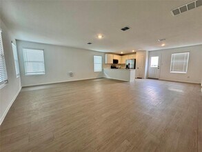 554 Sormonne Lp in Kyle, TX - Building Photo - Building Photo