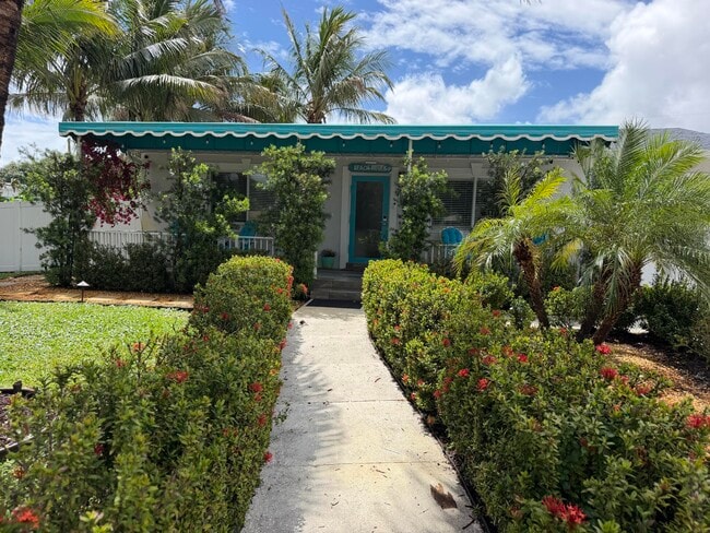 468 W Ocean Ave in Boynton Beach, FL - Building Photo - Building Photo