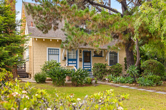 2012 Bath St in Santa Barbara, CA - Building Photo - Building Photo