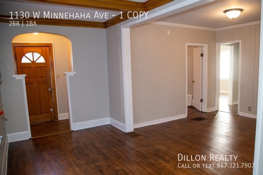 1130 W Minnehaha Ave-Unit -1 COPY in St. Paul, MN - Building Photo