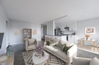 411 Eglinton Ave E in Toronto, ON - Building Photo - Building Photo