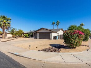 15015 N 54th St in Scottsdale, AZ - Building Photo - Building Photo
