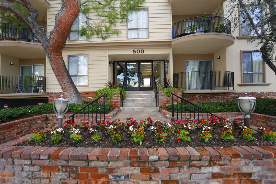 Los Robles Apartments in Pasadena, CA - Foto de edificio