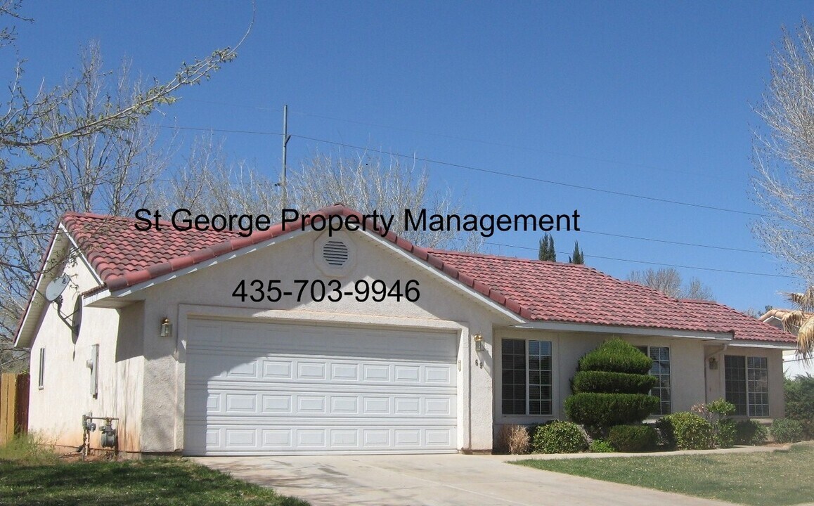69 N 2790 E in Saint George, UT - Building Photo