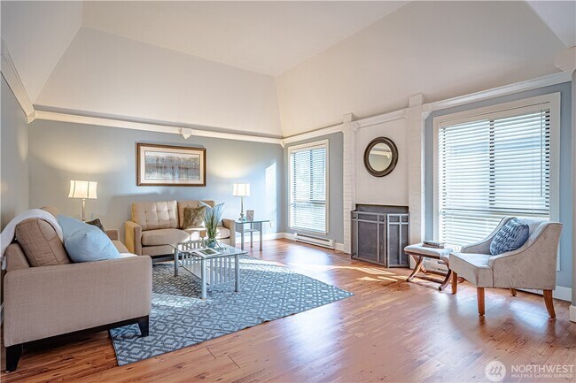 property at 10211 NE 16th Pl