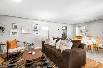 8254 Mary Ann Ave in Shelby Township, MI - Building Photo - Building Photo