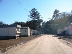 85 Joyner Dr in Hinesville, GA - Foto de edificio - Building Photo