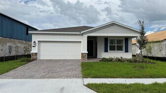 5131 BRIDGEHAVEN in Davenport, FL - Building Photo