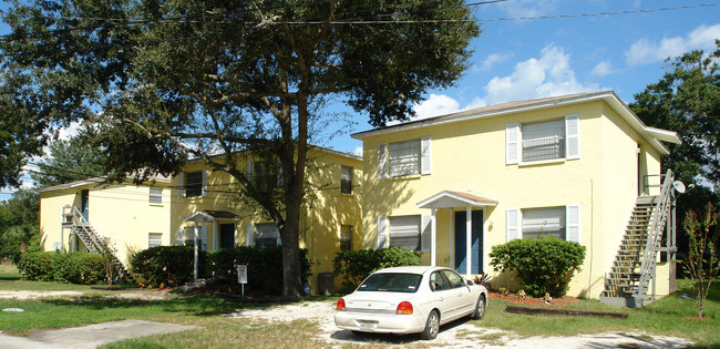 Port Tampa Apartments in Tampa, FL - Building Photo - Building Photo