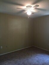 3328 Oakview Dr in Jackson, MS - Building Photo - Building Photo