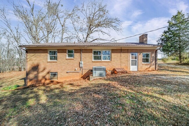 10519 North Carolina 742 N in Polkton, NC - Building Photo - Building Photo