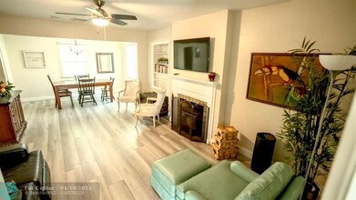 332 S Swinton Ave in Delray Beach, FL - Foto de edificio - Building Photo