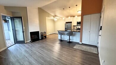 3515 28th St, Unit 307 in Boulder, CO - Building Photo - Building Photo