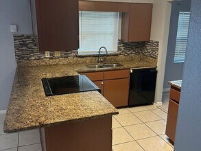 5247 Lighthouse Rd in Orlando, FL - Building Photo - Building Photo