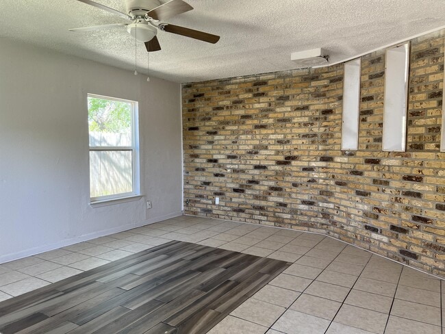 1509 White Ave in Killeen, TX - Building Photo - Building Photo