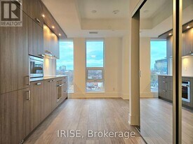 115 Denison Ave in Toronto, ON - Building Photo