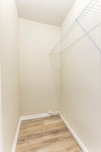 115 3rd St NW in Mitchellville, IA - Building Photo - Building Photo