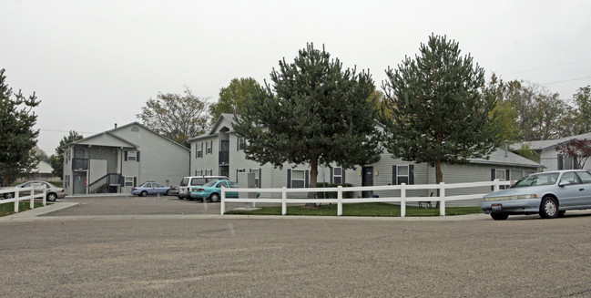 Marble Front Apartments in Caldwell, ID - Building Photo - Building Photo