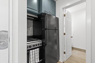 2245 Sidewinder Dr in Park City, UT - Building Photo - Building Photo