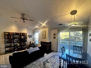 119 Commonwealth Ct in Princeton, NJ - Building Photo - Building Photo
