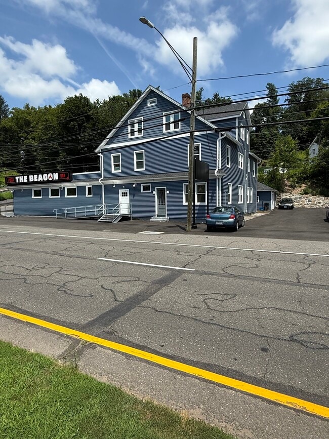 87 S Main St in Beacon Falls, CT - Building Photo - Building Photo