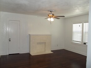 2211 17th St in Lubbock, TX - Building Photo - Building Photo