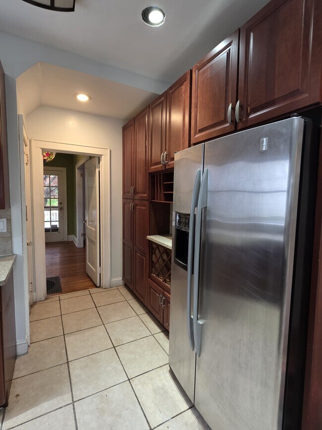 454 Round Lake Park Rd in Monroe, NY - Building Photo - Building Photo