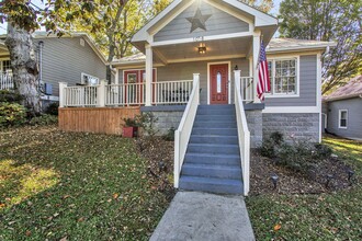 1018 Lenore St in Nashville, TN - Foto de edificio - Building Photo