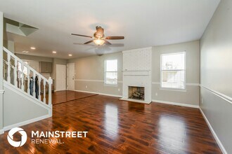 125 Lamplighter Way in O'Fallon, MO - Building Photo - Building Photo