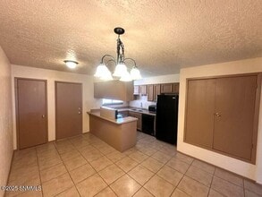 2344 Saturn Cir in Las Cruces, NM - Foto de edificio - Building Photo