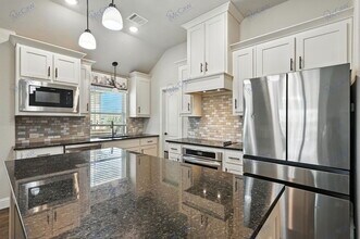 3829 Honey Grove Dr in Midlothian, TX - Building Photo - Building Photo