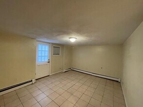 21 Suffolk St, Unit A in Cambridge, MA - Foto de edificio - Building Photo