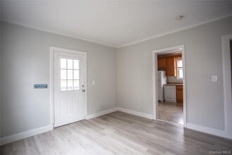 359 E Chester St in Long Beach, NY - Building Photo - Building Photo