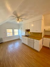 1032 Hope St in Providence, RI - Building Photo - Building Photo