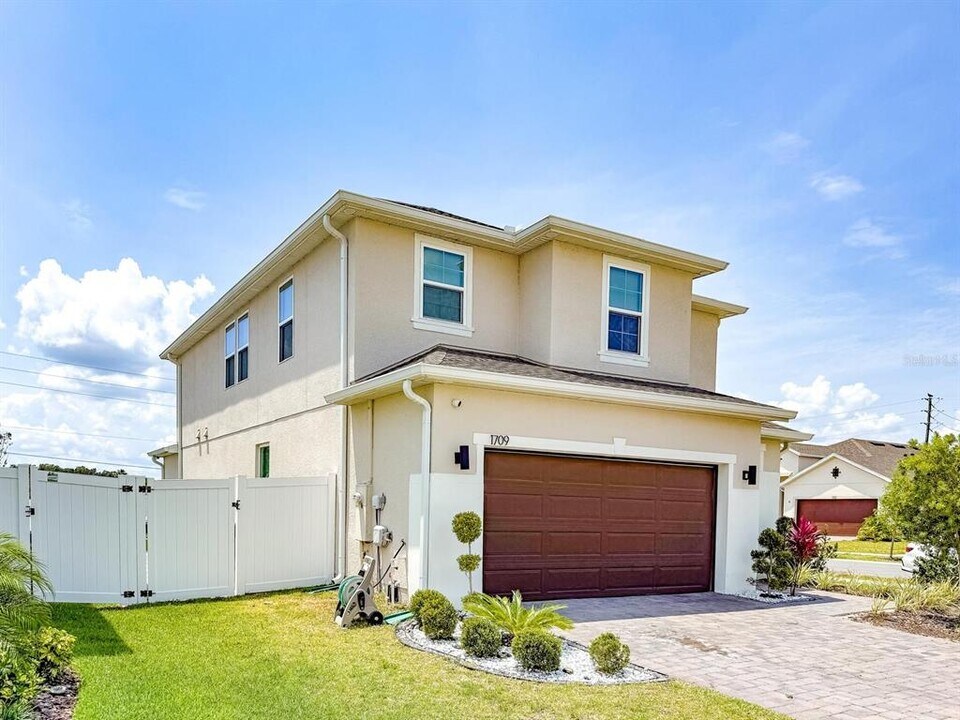 1709 Petiole Pl in Kissimmee, FL - Building Photo
