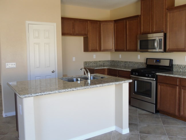 29317 Allstar in Lake Elsinore, CA - Building Photo - Building Photo