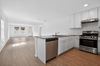 7215 Plow Run in San Antonio, TX - Building Photo - Building Photo