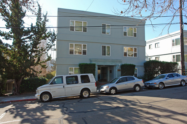 217 Laurel Pl in San Rafael, CA - Foto de edificio - Building Photo