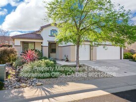 1732 Bamboo St in Roseville, CA - Building Photo