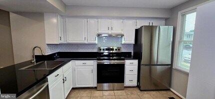 3591 Laurel View Ct in Laurel, MD - Building Photo - Building Photo