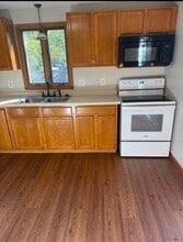 61 Glenmore St in Springfield, MA - Building Photo - Building Photo