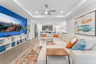 8200 Donnelley Dr in Austin, TX - Building Photo - Building Photo