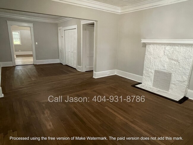 916 Cascade Rd SW in Atlanta, GA - Building Photo - Building Photo